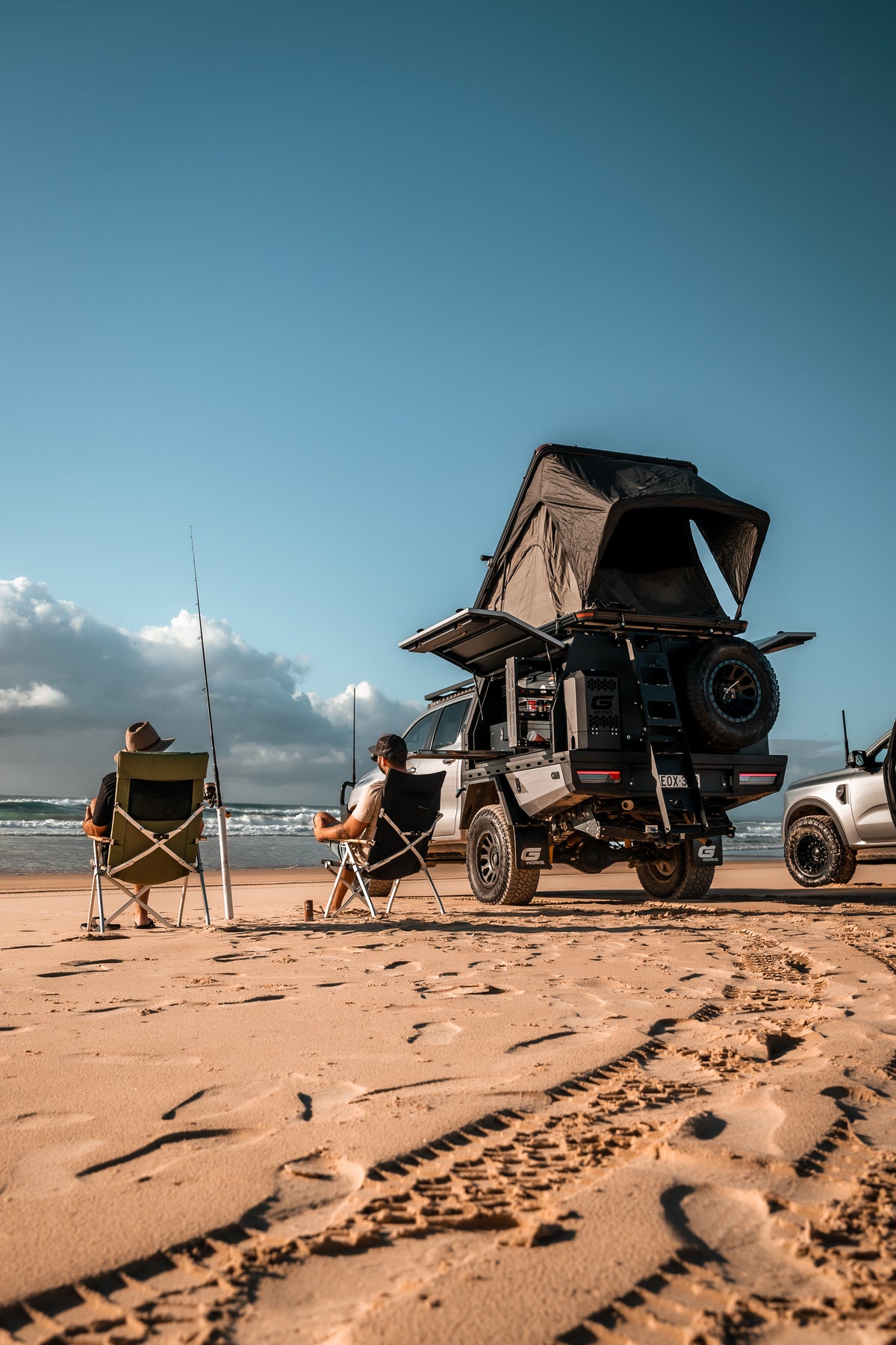 GWorks tray and canopy setup